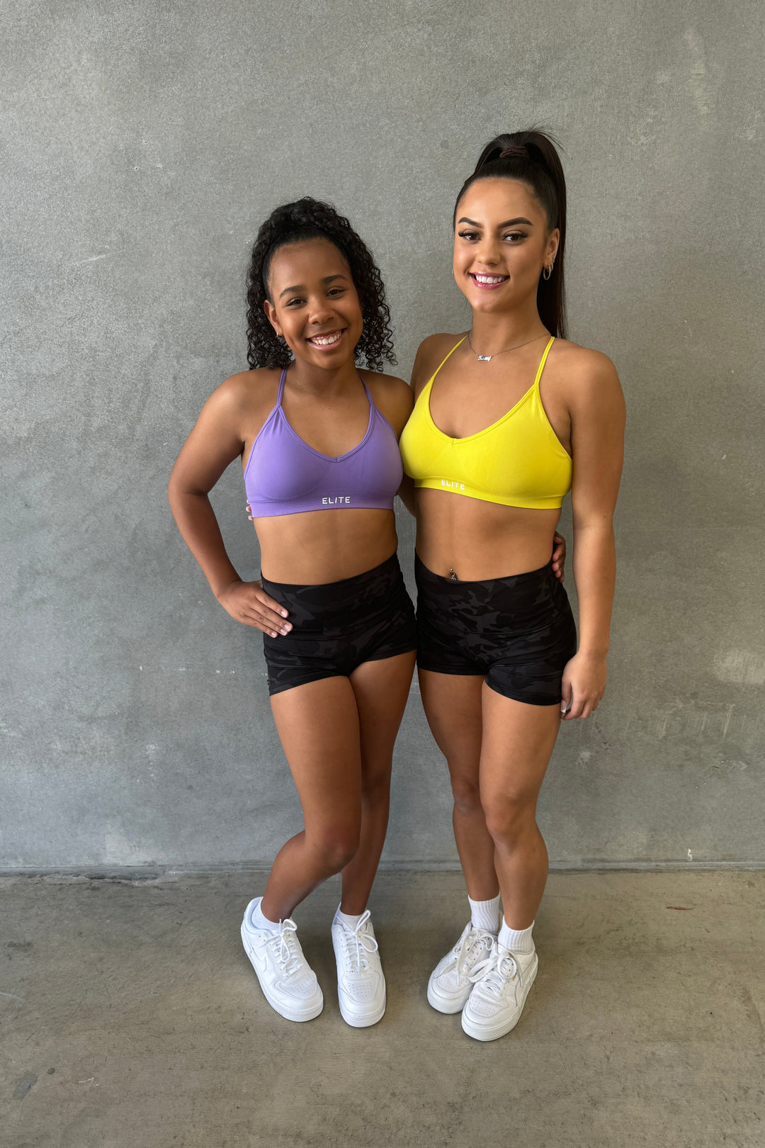 Limitless V Sports Bra - Grape Sorbet